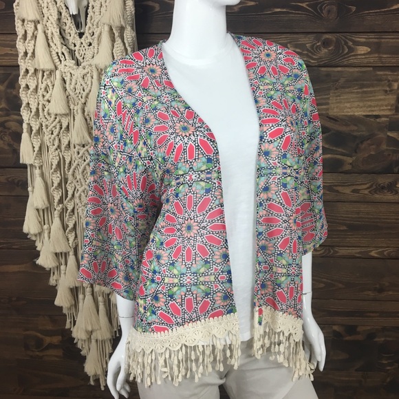 Gianni Bini | Crochet‎ Lace Fringe Sheer Bohemian Cover Up Kimono - Picture 1 of 7
